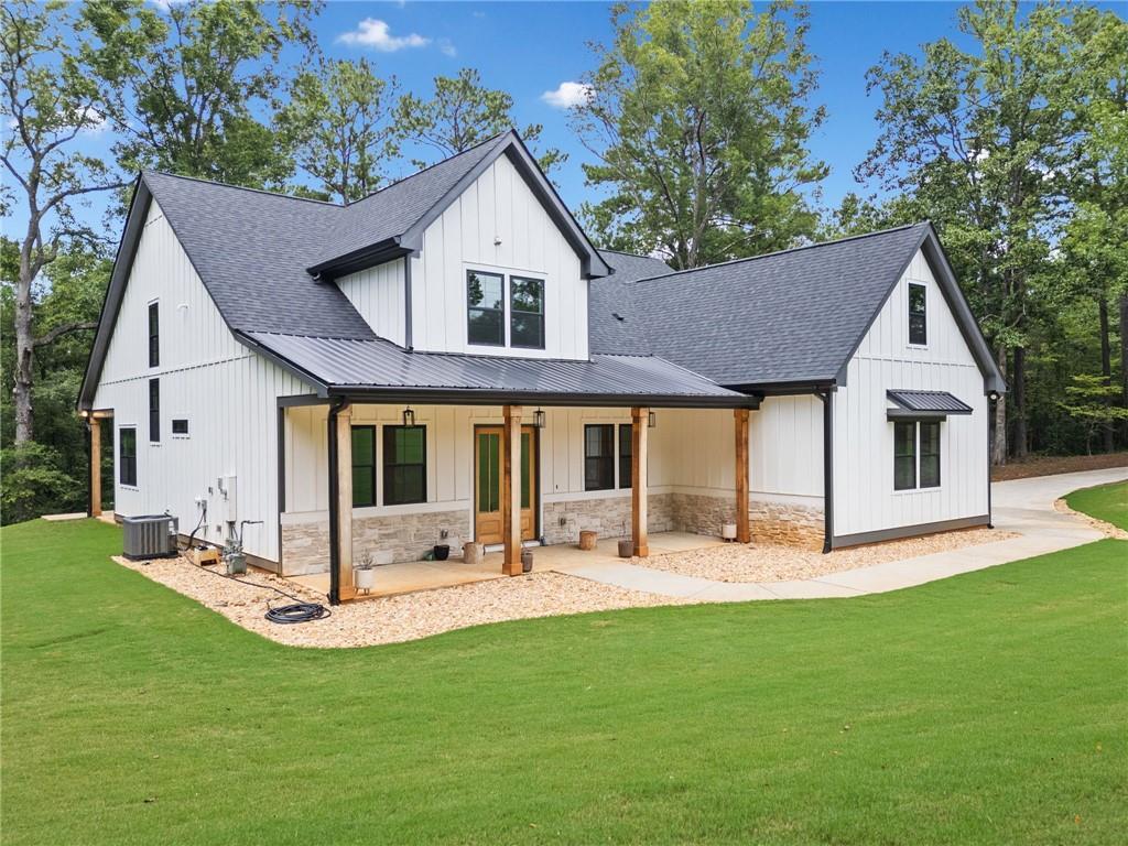 2943 Dabbs Bridge Rd., Dallas, GA 30132