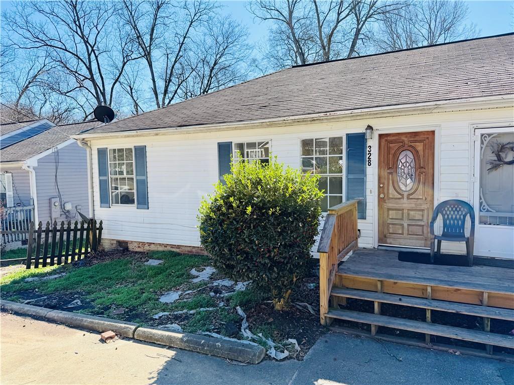 328 Roosevelt Cir., Marietta, GA 30060