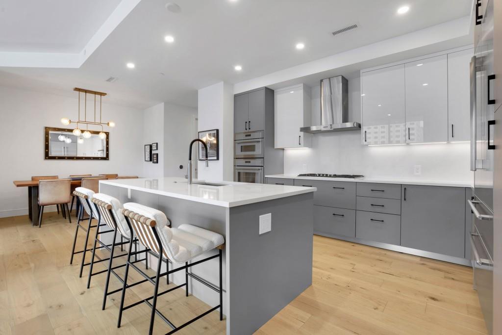 2425 Peachtree Rd. #803, Atlanta, GA 30305