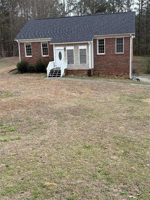 990 Walker Place Dr., Douglasville, GA 30134