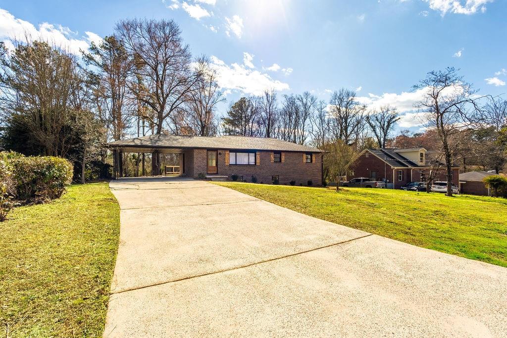 3253 Shadowridge Dr., Marietta, GA 30008