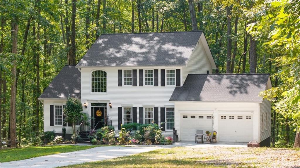 5074 Peach Mountain Cir., Gainesville, GA 30507