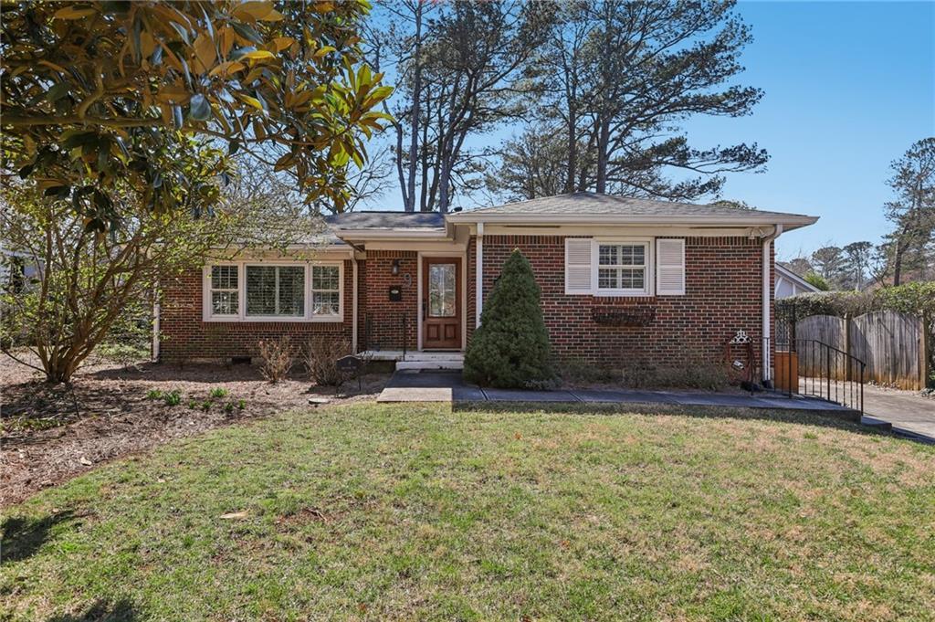 9 Kingstone Rd., Avondale Estates, GA 30002