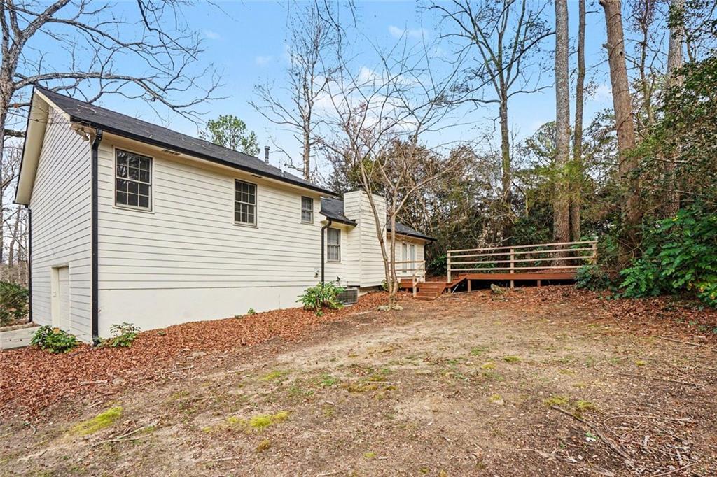 2060 Lost Forest Ln., Conyers, GA 30094