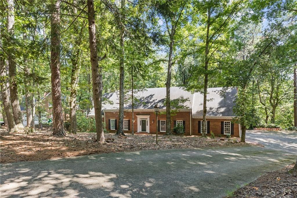 80 Cliffcreek Trace, Atlanta, GA 30350