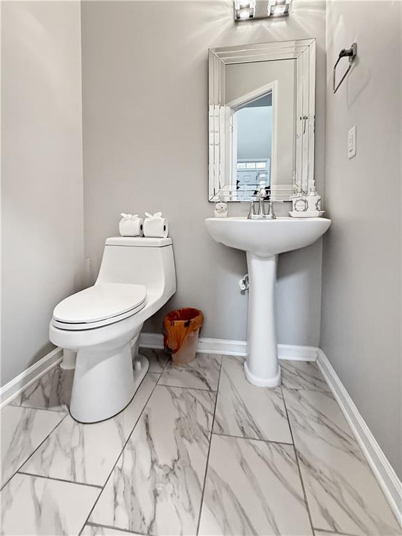 38 Inverness Ave., Newnan, GA 30263