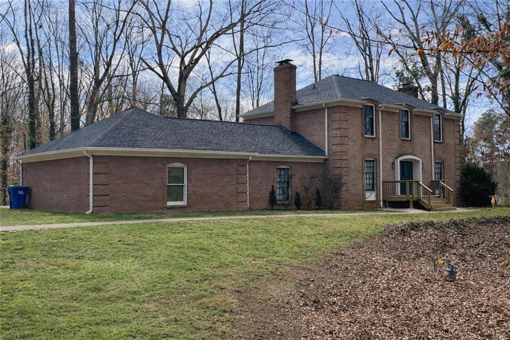 4570 Orkney Ln., Atlanta, GA 30331