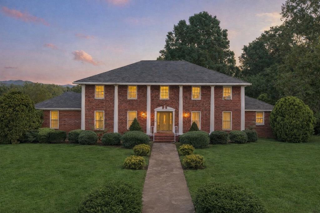 195 River St., Ellijay, GA 30540