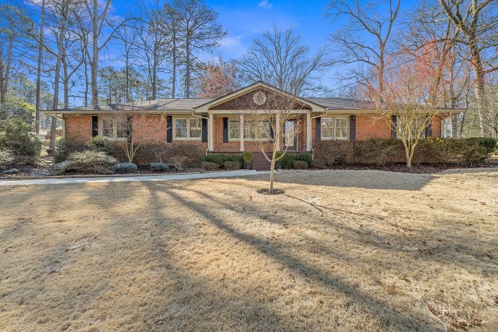 2318 Midvale Cir., Tucker, GA 30084