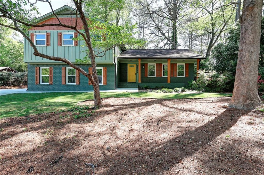 2538 Three Bars Dr., Grayson, GA 30017