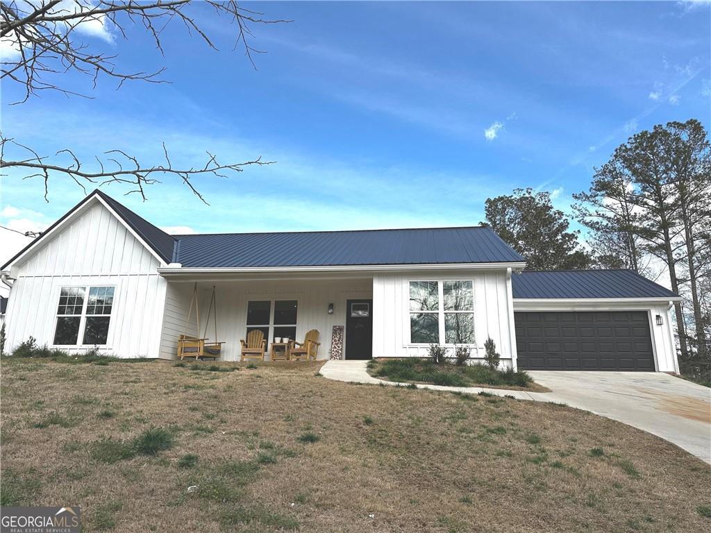 215 Almon Ave., Tallapoosa, GA 30176