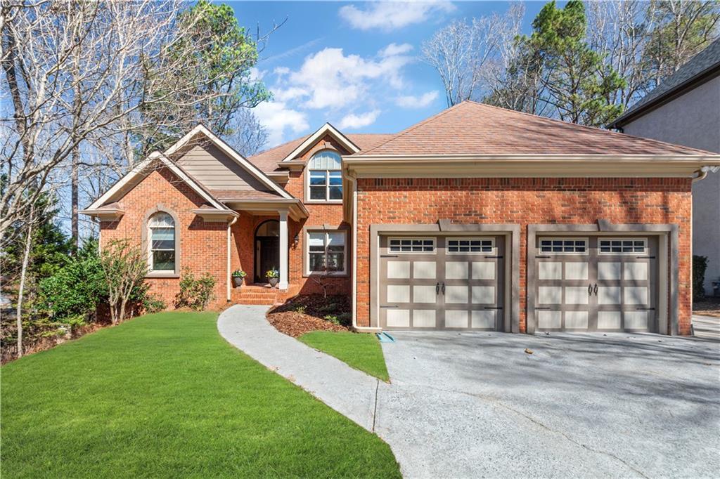 3220 Eagle Watch Dr., Woodstock, GA 30189