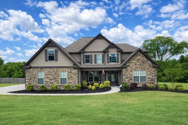 68 Mitchell Farm Dr., Sharpsburg, GA 30277