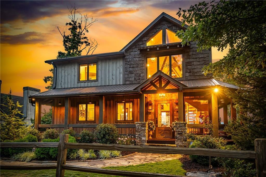 520 Overlook Dr., Blue Ridge, GA 30513