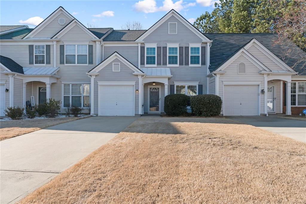 5338 Medlock Corners Dr., Peachtree Corners, GA 30092