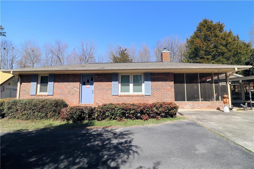 70 N Bellview Rd., Aragon, GA 30104