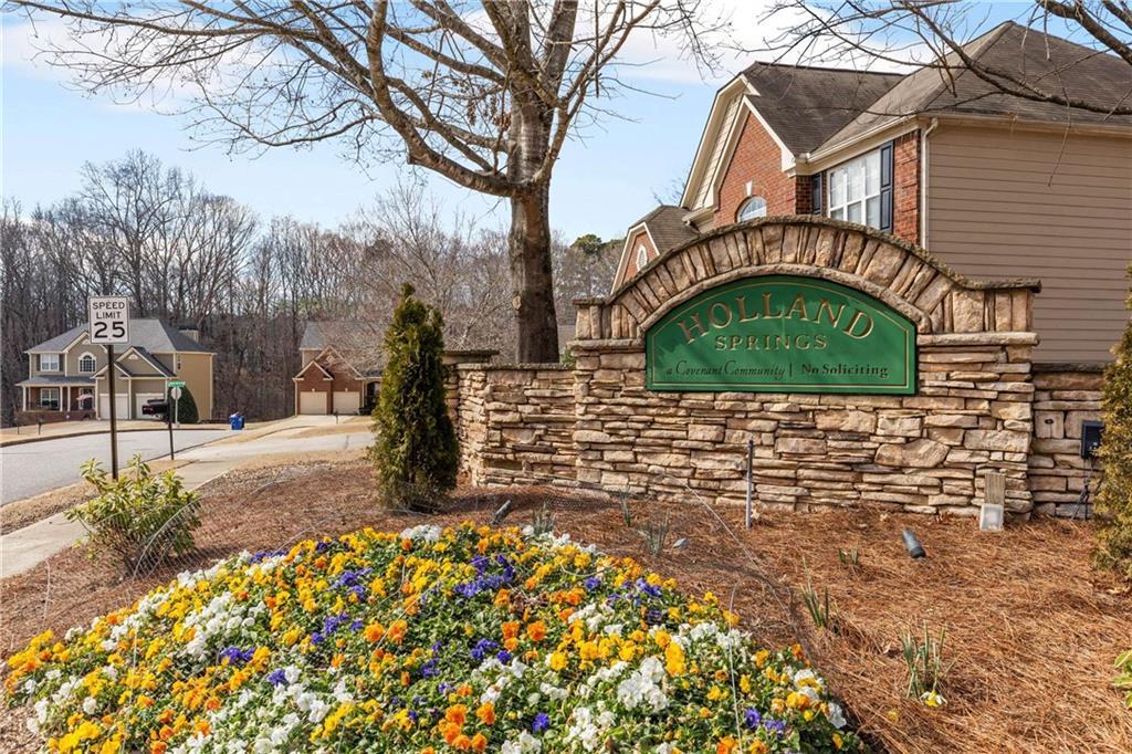 434 Holland Springs Dr., Powder Springs, GA 30127