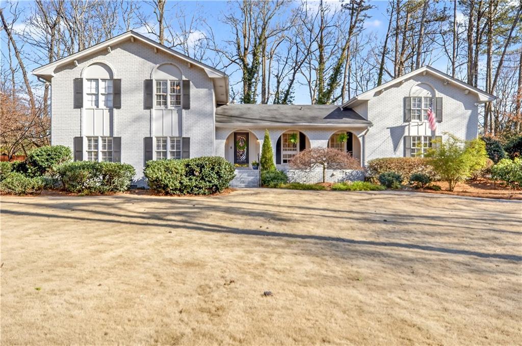 4979 Vernon Oaks Dr., Atlanta, GA 30338