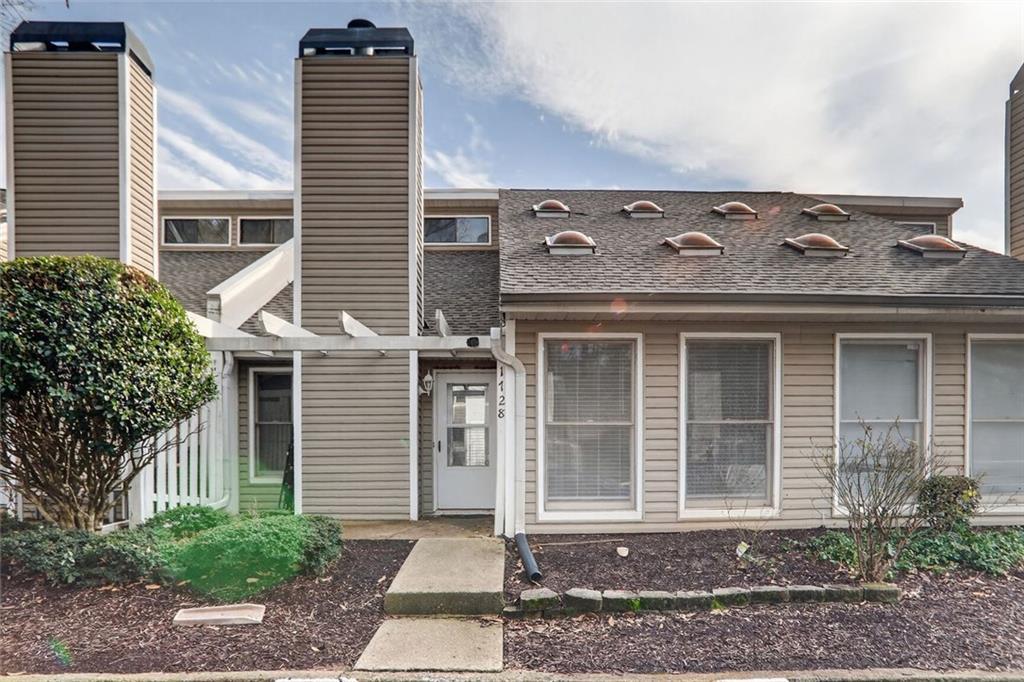 1728 Cotton Patch Ln., Alpharetta, GA 30004