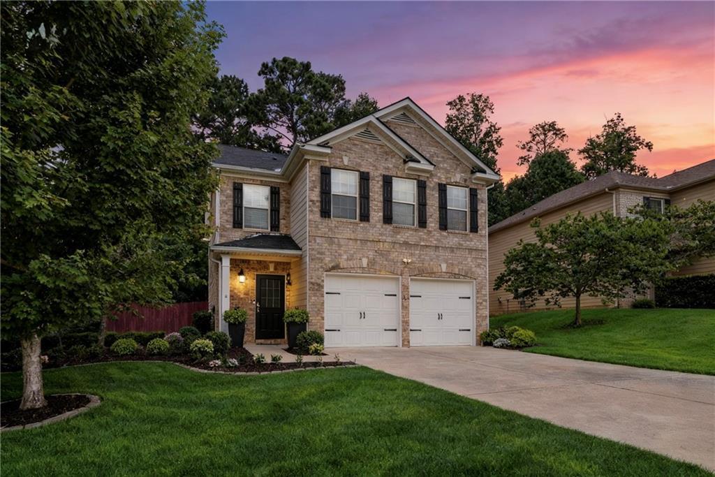 6608 Oak Hill Pass, Fairburn, GA 30213