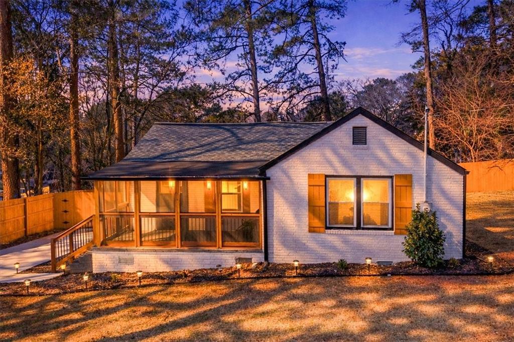 2149 Stockbridge Dr., Atlanta, GA 30316