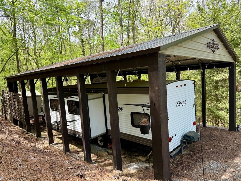 142 33rd St., Ellijay, GA 30540