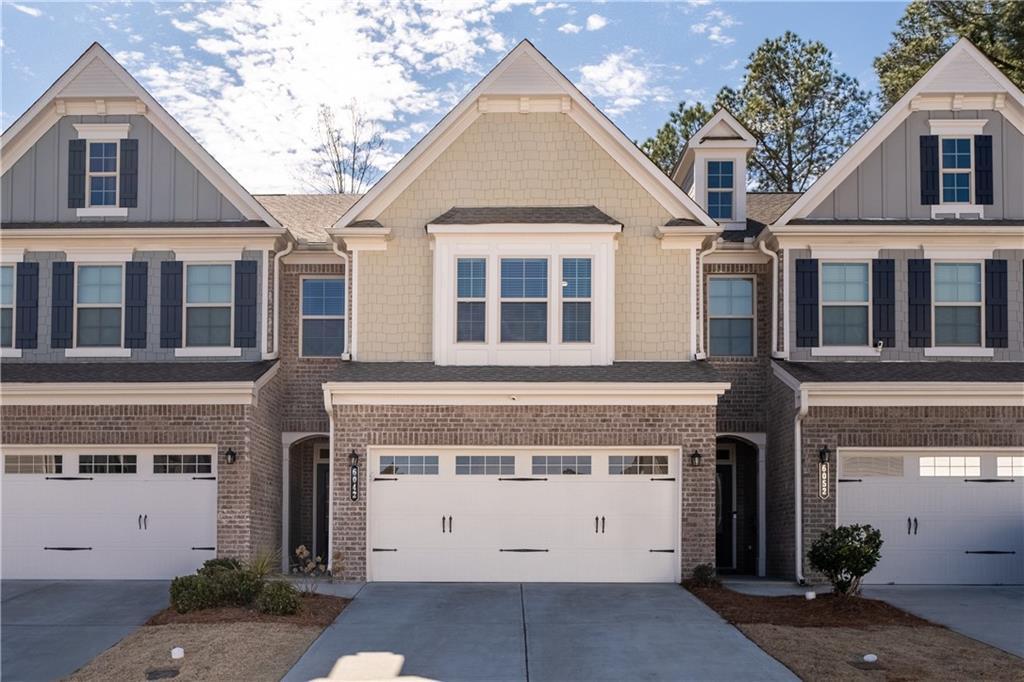 6042 Harbor Landing Dr., Buford, GA 30518