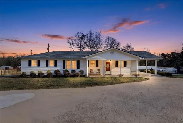 New Homes with Master Bedrooms on the 1st Floor That Attend Lula Elementary School: February 21st to February 27th