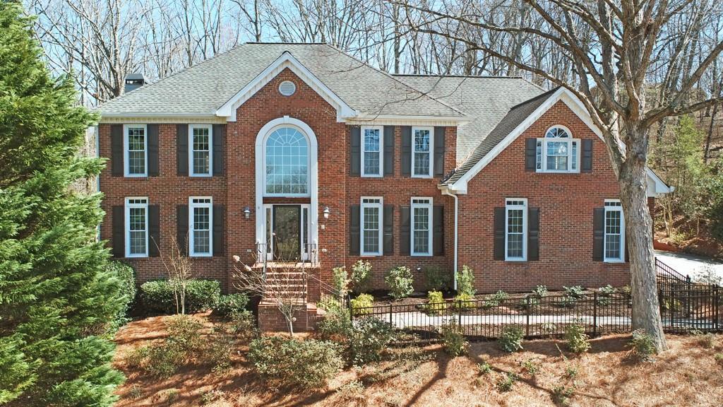 4409 Windsor Oaks Cir., Marietta, GA 30066