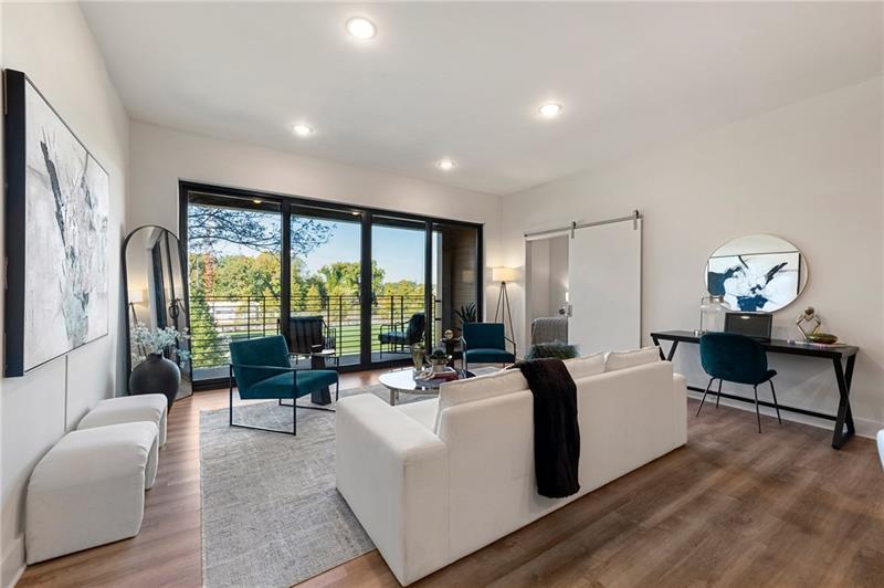 112 Rogers St. #207, Atlanta, GA 30317