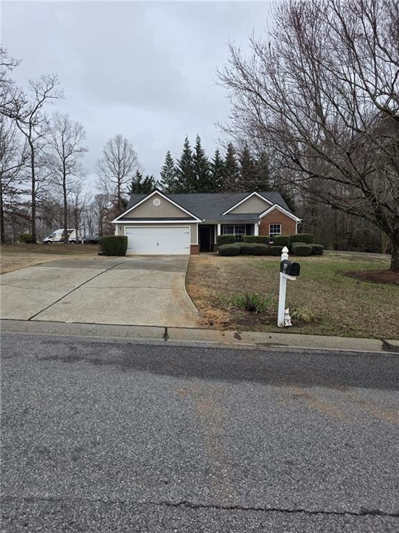 2504 Marixa Dr., Statham, GA 30666