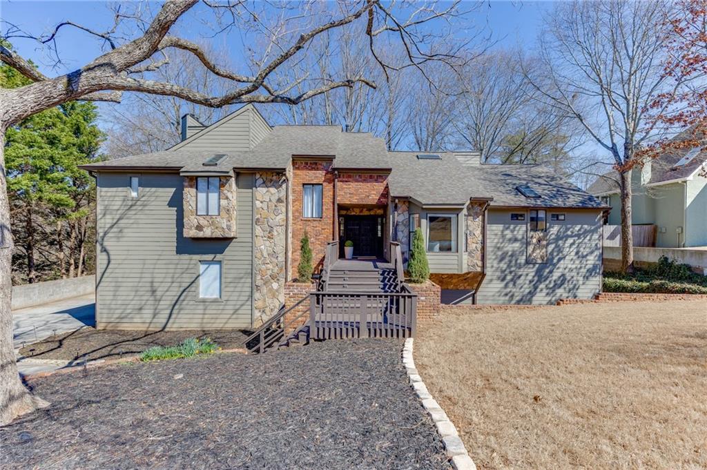 3449 Grist Mill Ct., Peachtree Corners, GA 30096