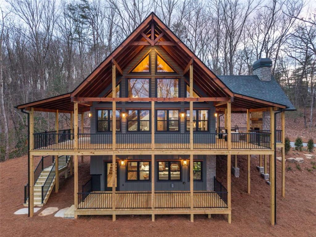 345 Big Oak Ln., Blue Ridge, GA 30513