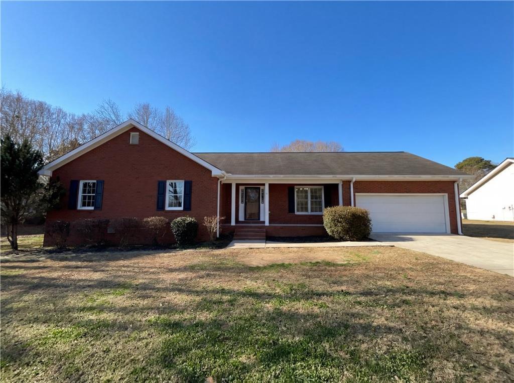 25 Buckeye Cir., Covington, GA 30016