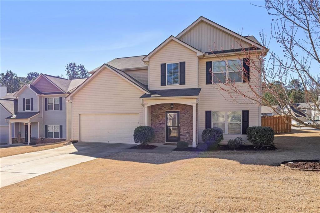 394 Hawthorn Dr., Dallas, GA 30132