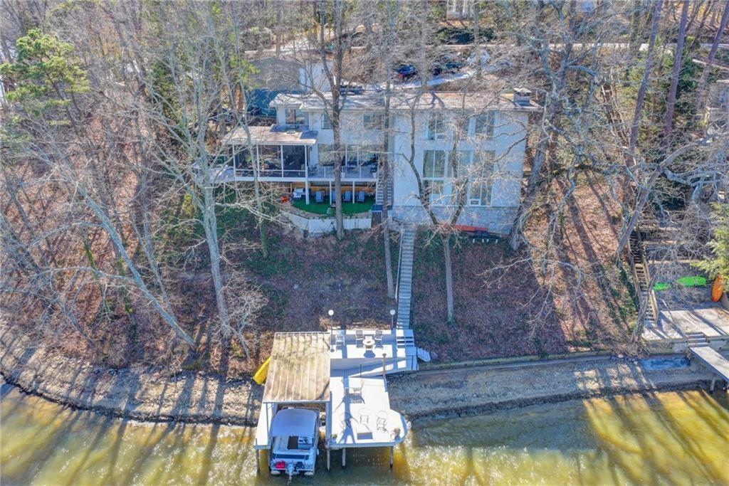 40 Lakeshore Dr., Berkeley Lake, GA 30096