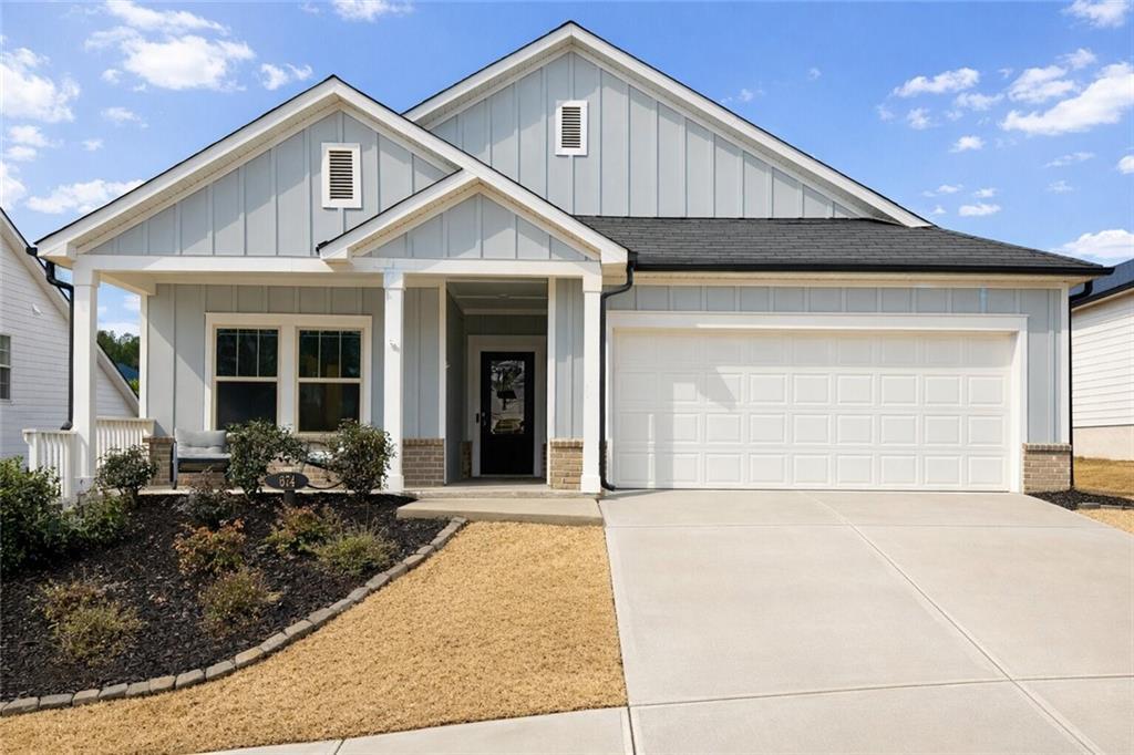 674 Valdosta Dr., Canton, GA 30114