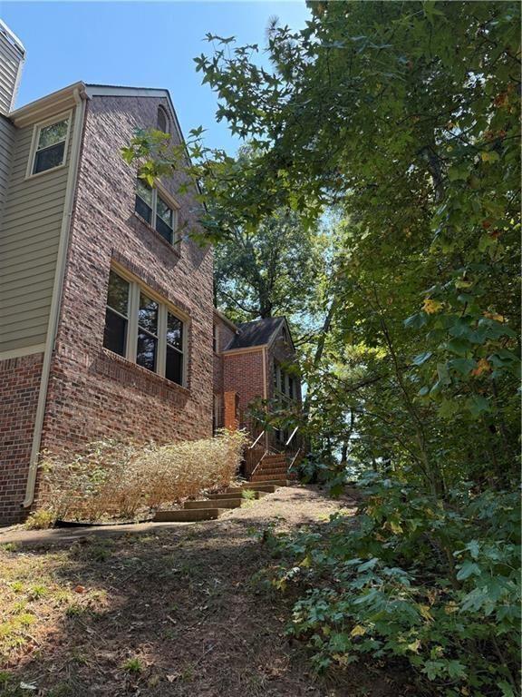 4651 Deep Creek Dr., Sugar Hill, GA 30518