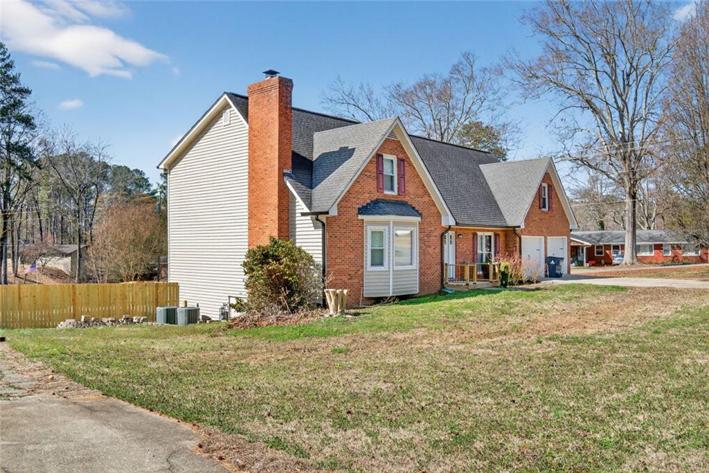 4805 Glenwood Dr., Acworth, GA 30101