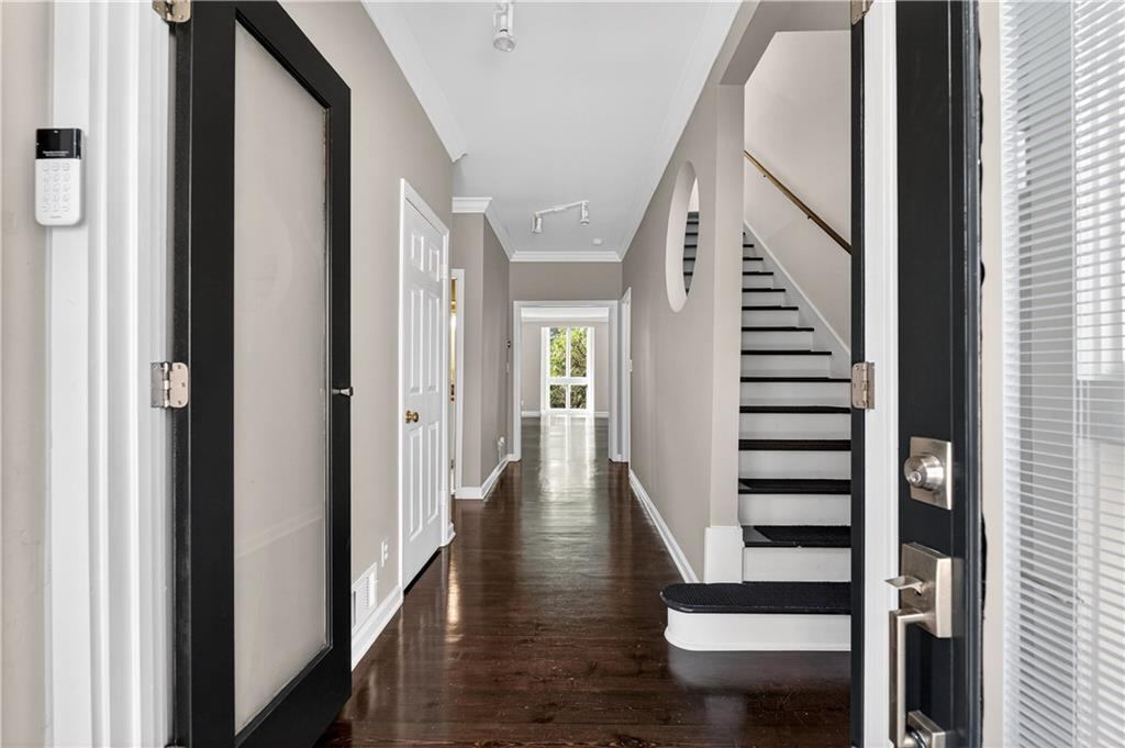 1 Willow Glen, Atlanta, GA 30342