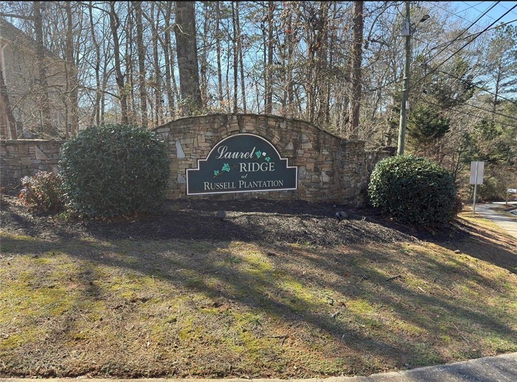 1554 Laurel Ridge Dr., Lawrenceville, GA 30043