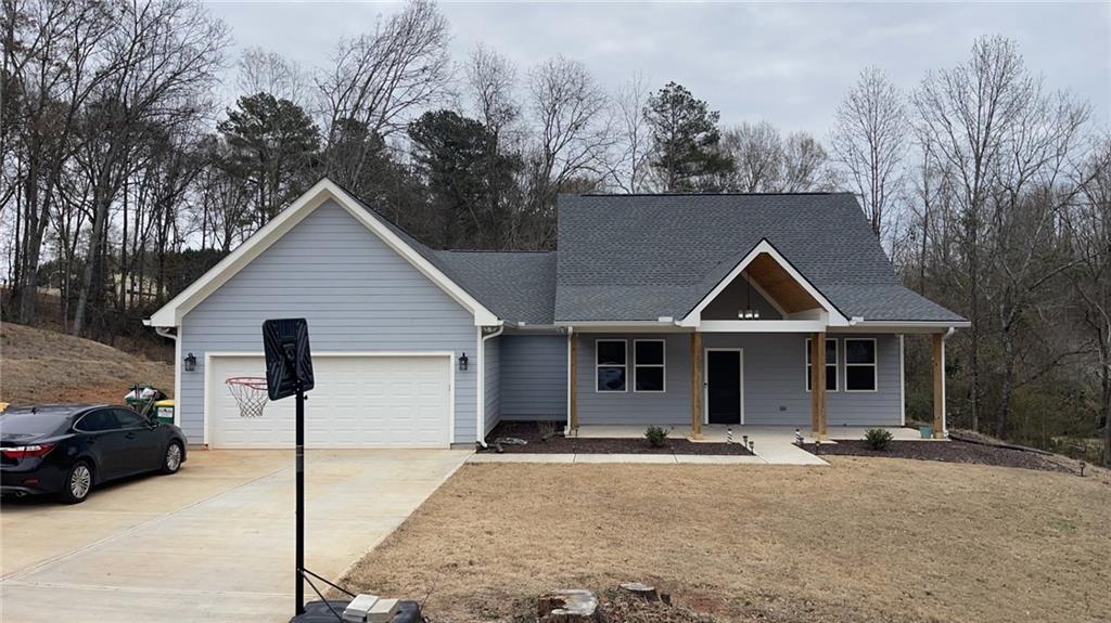 567 M L King Jr Dr., Jefferson, GA 30549