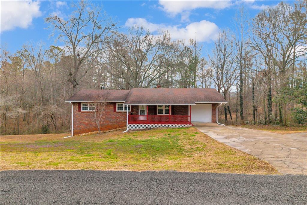 32 Cox Rd., Cartersville, GA 30121