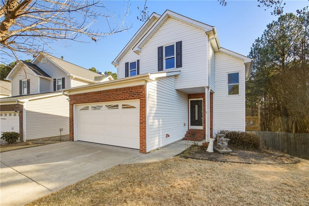 138 Stoneforest Dr., Woodstock, GA 30189