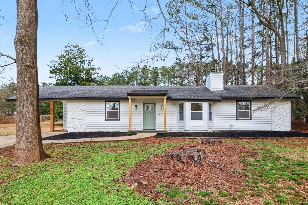 22 Barberry Dr., Newnan, GA 30265