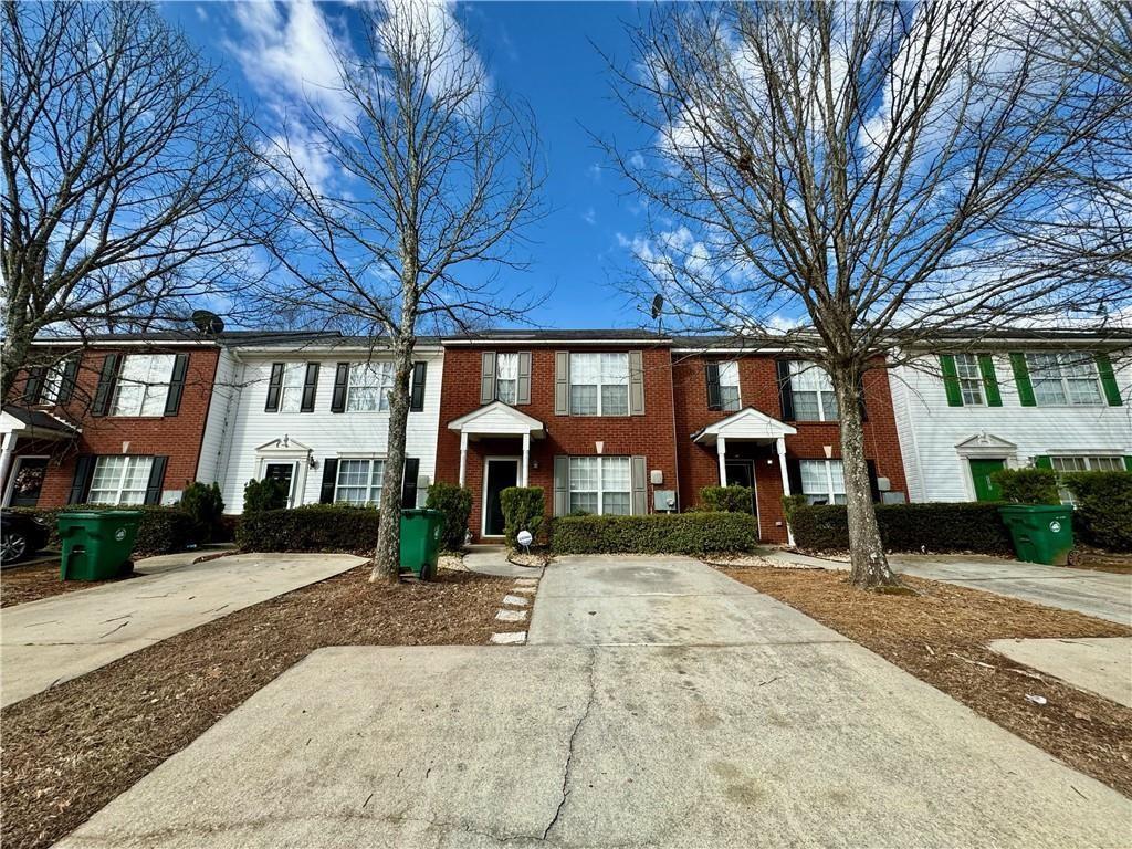 2285 Strathmoor Manor Dr., Lithonia, GA 30058