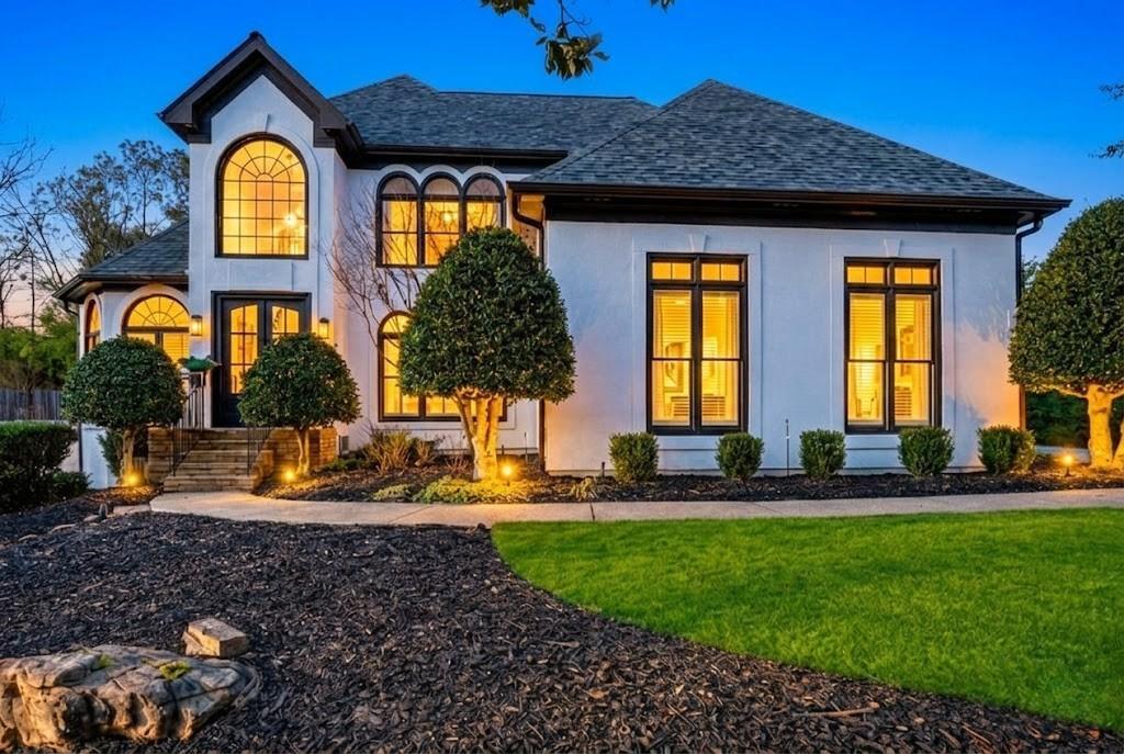 405 Glen Grove Ct., Roswell, GA 30075