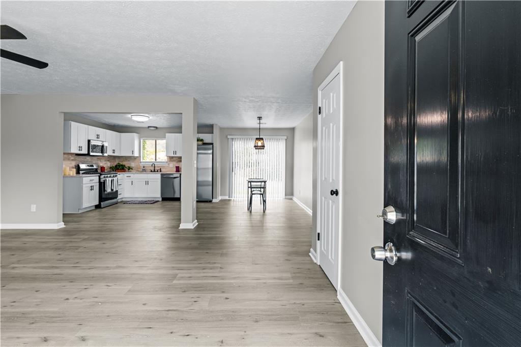 8160 Winewood Way, Riverdale, GA 30274