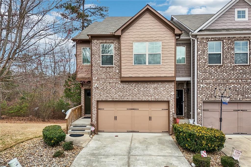 1921 Paxton Ridge Ct., Lilburn, GA 30047