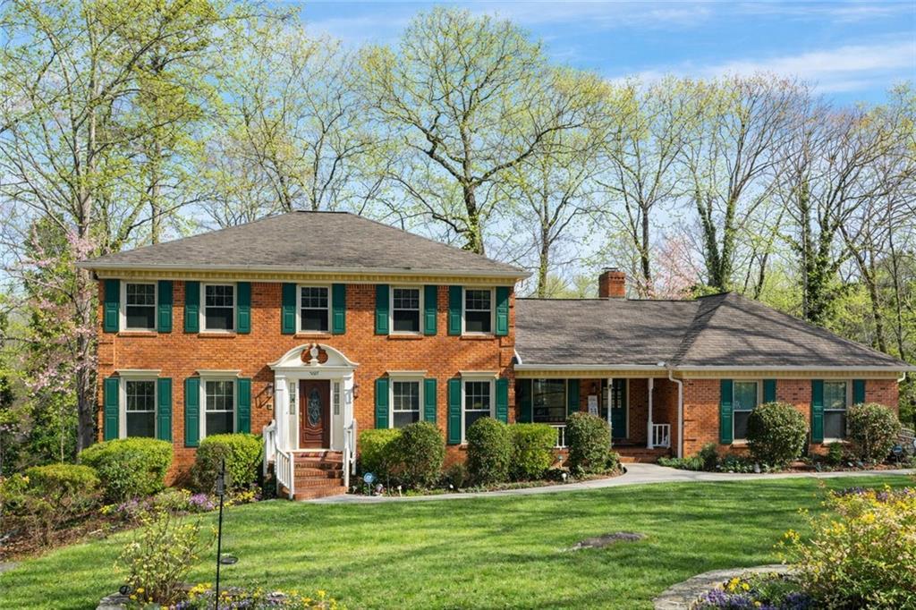 5027 Castlewood Dr., Lilburn, GA 30047